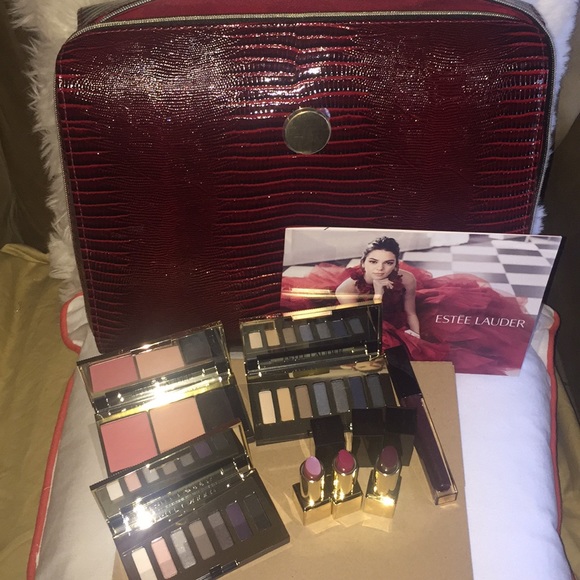 Estee Lauder Other - Estee lauder make up